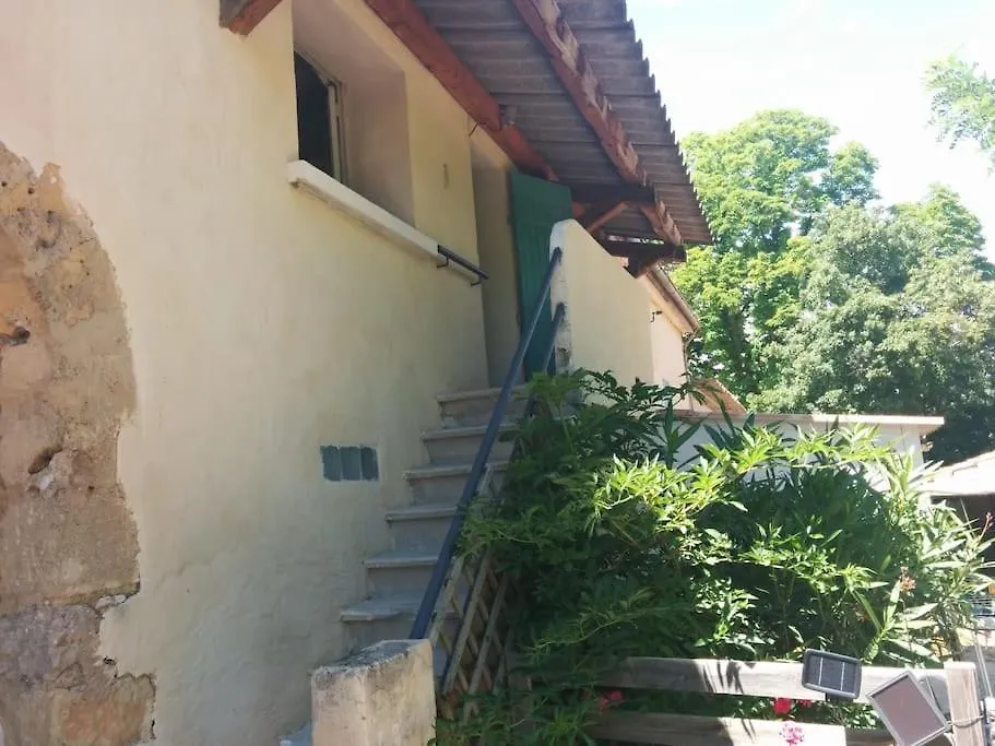 Holiday home Dans La Campagne Aixoise Villa Meyreuil