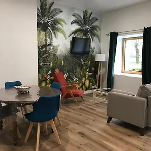 Dépendance De Charme Totalement Rénovée Hébergement de vacances Saint-Cast-le-Guildo